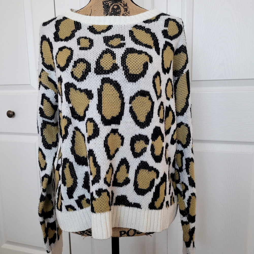 🐆 POL Leopard Sweater